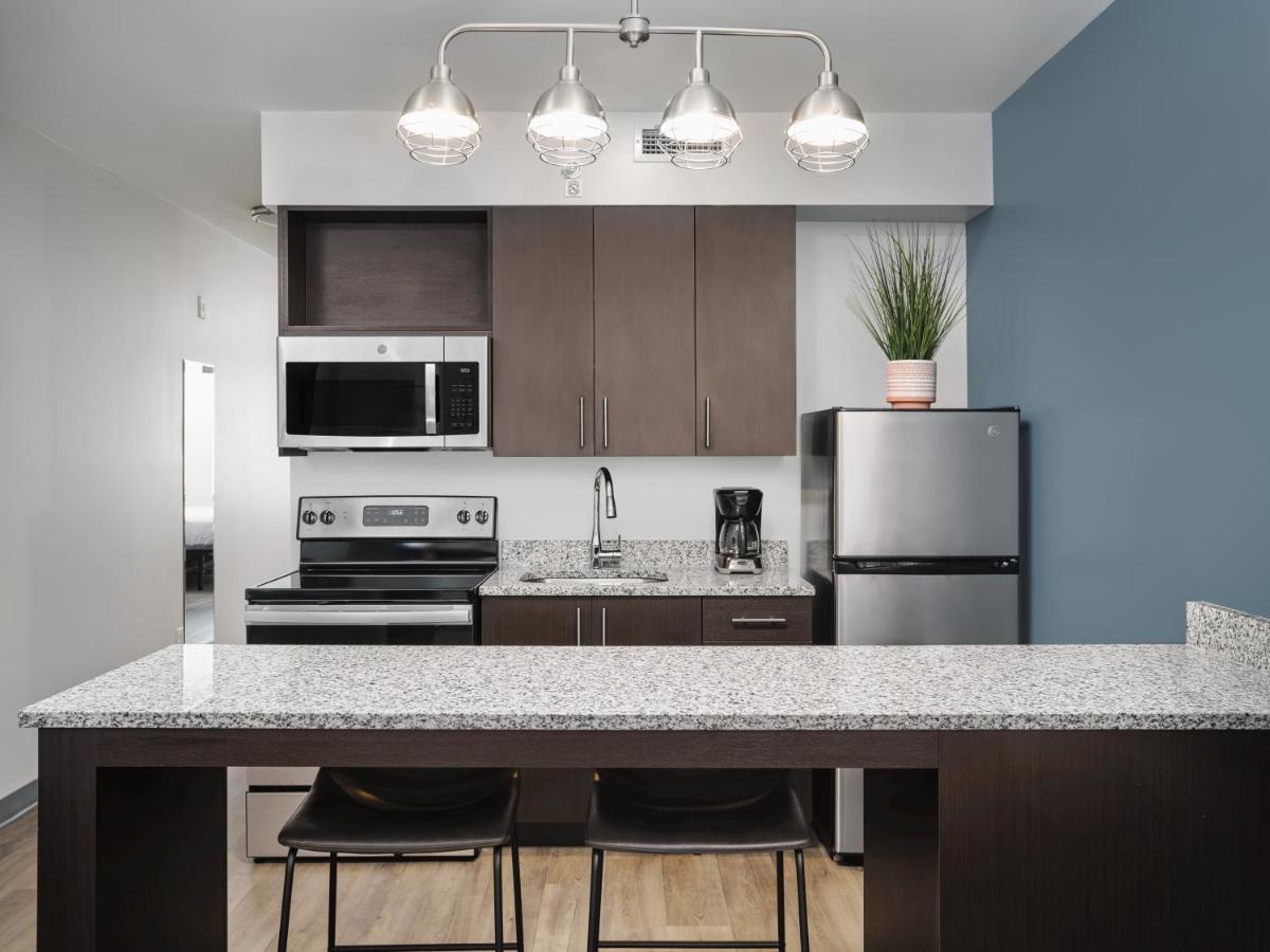 Stayapt Suites Raleigh-Durham/Rtp Clegg Екстериор снимка