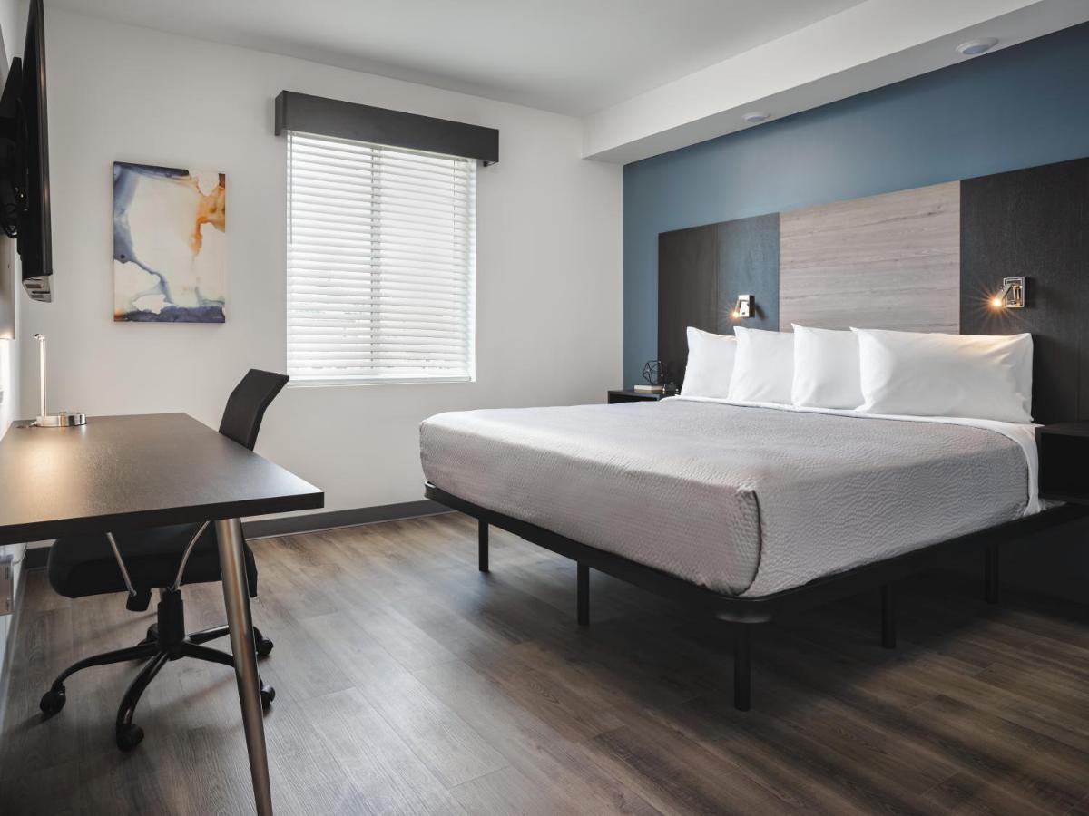 Stayapt Suites Raleigh-Durham/Rtp Clegg Екстериор снимка