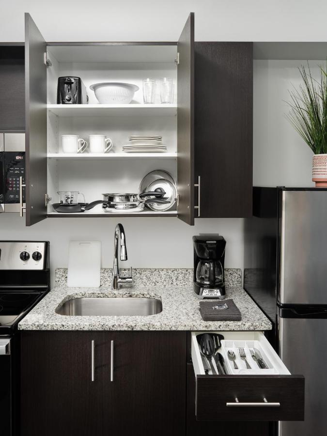 Stayapt Suites Raleigh-Durham/Rtp Clegg Екстериор снимка